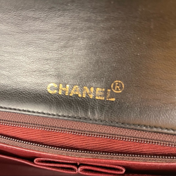 CHANEL CLASSIC FULL FLAP BLACK LAMBSKIN 24K GHW SMALL 🔥Like New!!!!🔥 - Picture 13 of 15